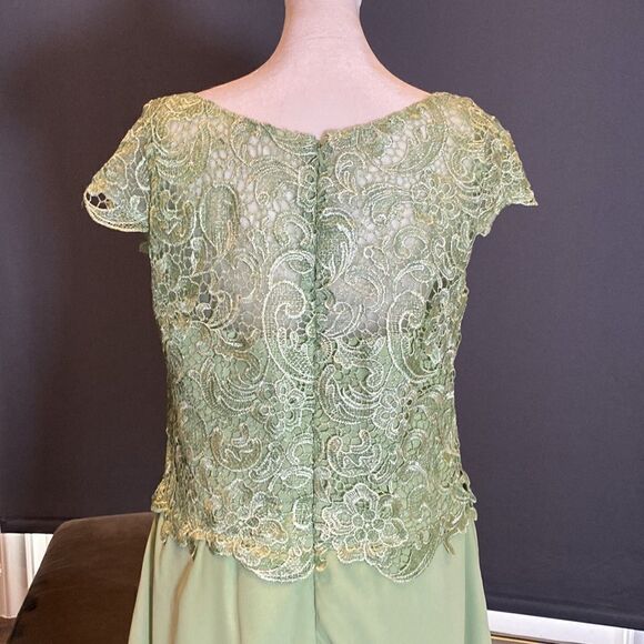 Women’s Green Chiffon & Lace Mid Length Dress with a Zip Up Back Size L NWOT - Picture 5 of 11